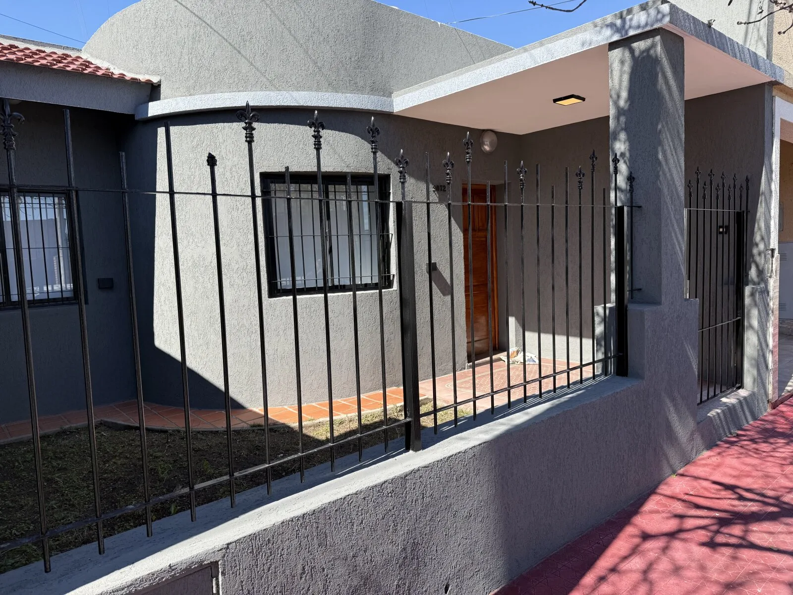 VENTA Casa, Barrio San Martin. 2 Dormitorios, 1 Baño, patio con asador y escritura.